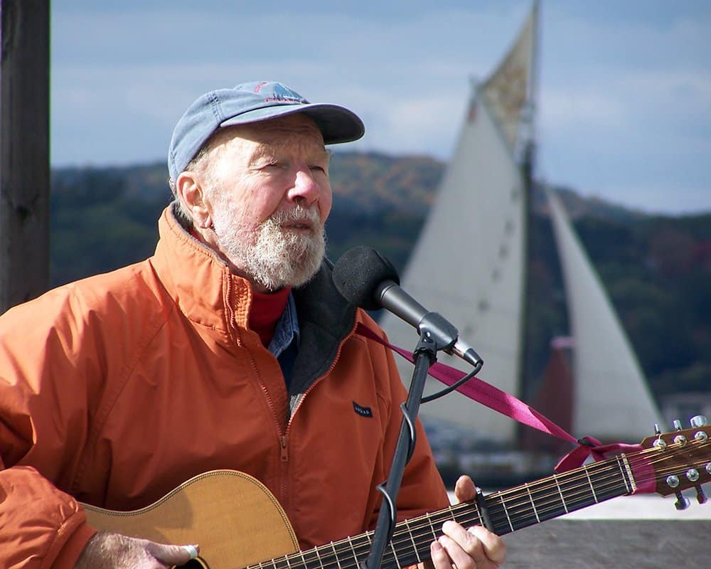 pete seeger wimoweh